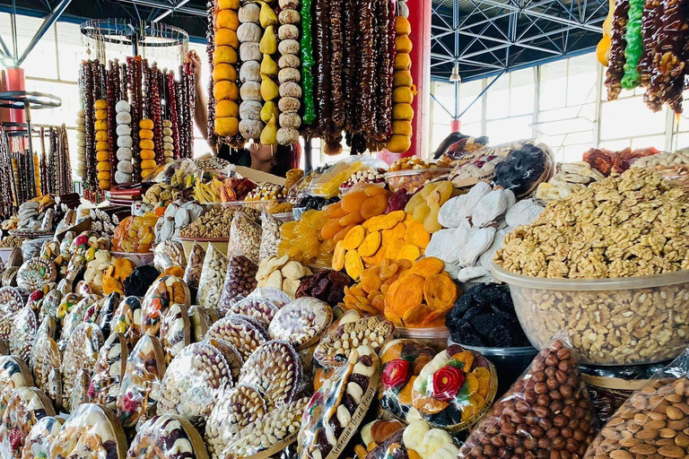 Yerevan: A Shopping Tour of Treasures in local markets