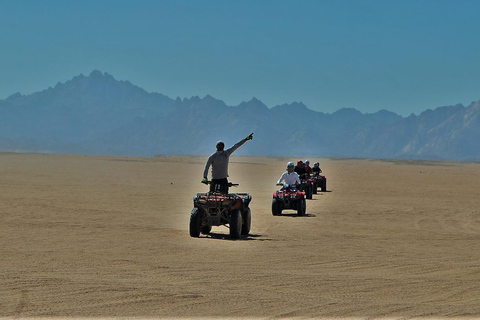 Hurghada: Safari med fyrhjuling och buggy med middag och showUpphämtning från hotell i Hurghada City