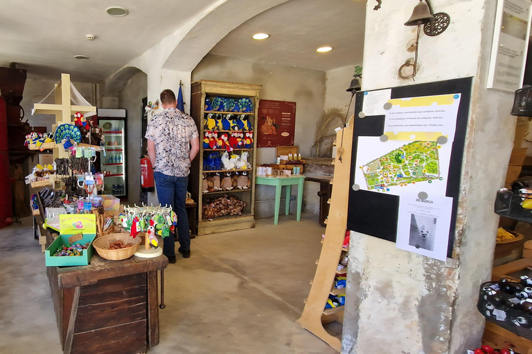 Da Salou: Parco Samá con degustazione di 1 vermouth, servizio di prelievo in hotelDa Salou: Park Samá con 1 degustazione di vermouth, servizio di prelievo in hotel