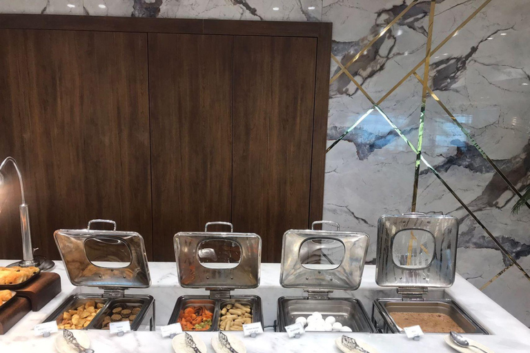 Cairo International Airport: Airport Lounge Entry Terminal 1 : 3 hours access