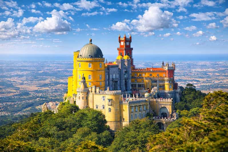Desde Lisboa: tour por Sintra - Pena, Regaleira y Monserrate