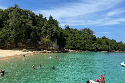 Panama City: Experience the best whale watching in Las Perlas Panama City: Experience the Best Whale Watching in Las Perlas