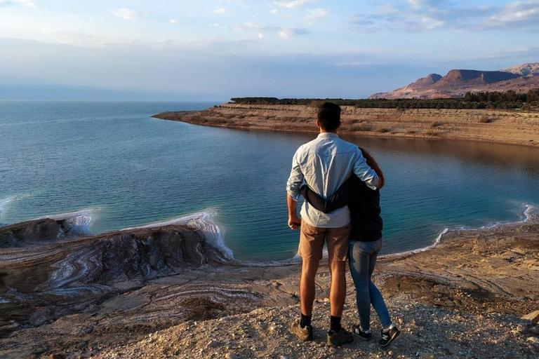 Excursión de 2 días desde Ammán a Petra, Wadi Rum y Mar Muerto