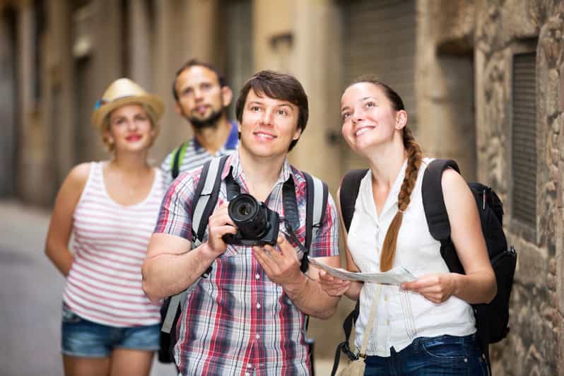 Antalya: Old Town Walking Tour with Turkish Tea and Baklava