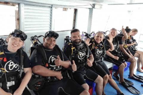 Phi Phi: Scuba diving with Portuguese speaking instructor Phi Phi Island: Scuba diving with Portuguese instructor