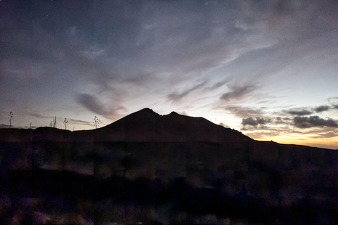 Fuerteventura: Sunset Volcano Walk & Stargazing Tour