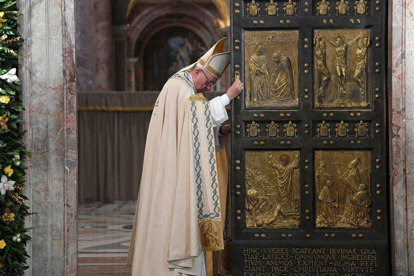 Vatican: visite privée coupe-file, chapelle Sixtine et accès Porte Sainte à Saint-Pierre