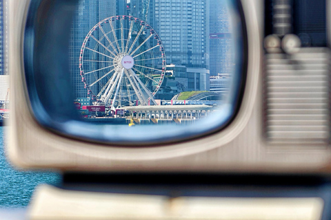 Hong Kong: In-depth Urban Exploration with Selected Lunch
