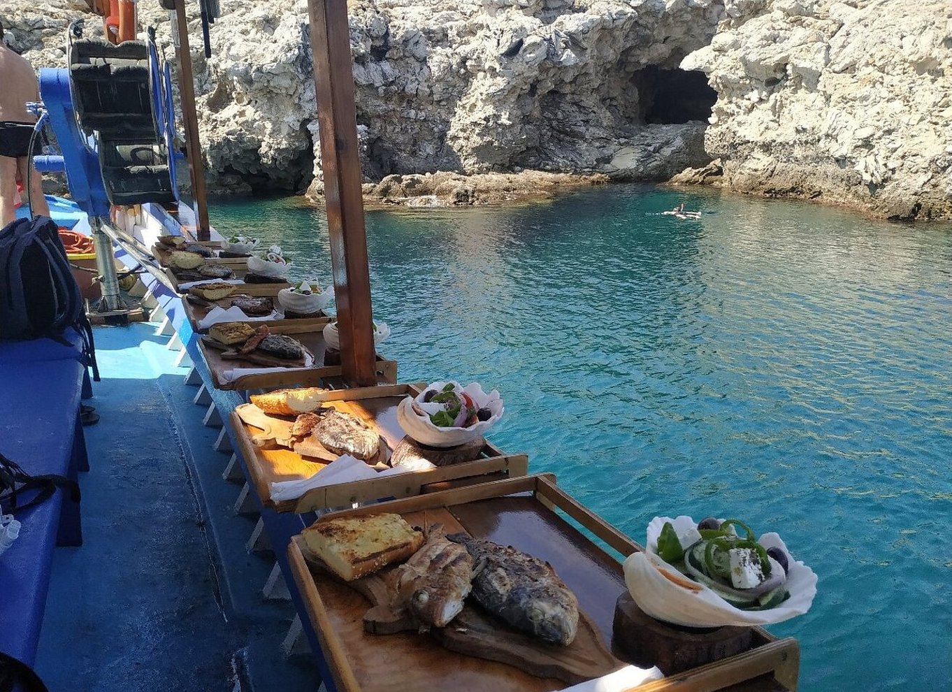 Rhodos by: Fiskebådstur med fiskemåltid og svømmestop