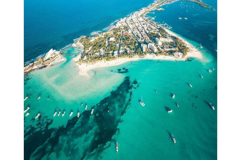 Passeio de catamarã de luxo para Isla Mujeres (almoço + transporte)