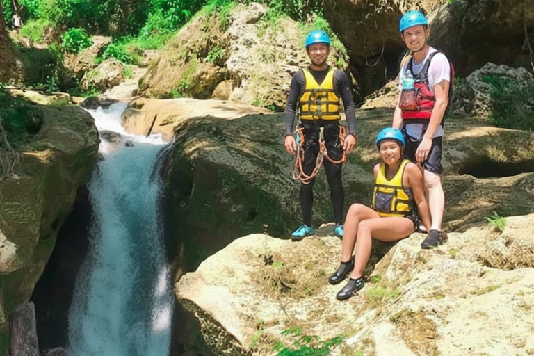 Dumaguete: Kawasan Canyoneering Adventure with Lunch Pick-up inside Dumaguete