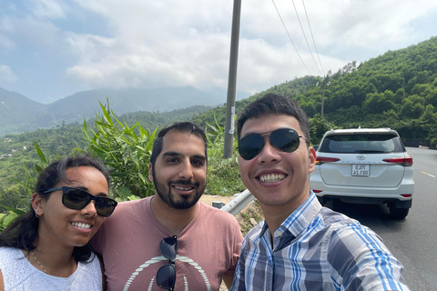 Da Hoi An a Hue con visita turistica via Hai Van Pass in auto