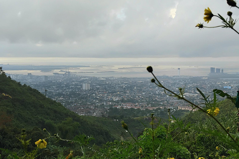 Cebu: Adventure Hiking Trip in the City