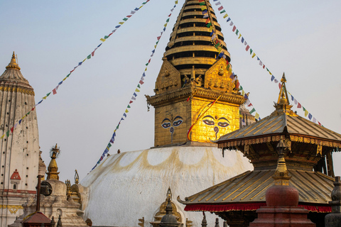 One-Day Private Vehicle Sightseeing Tour – 6 Points