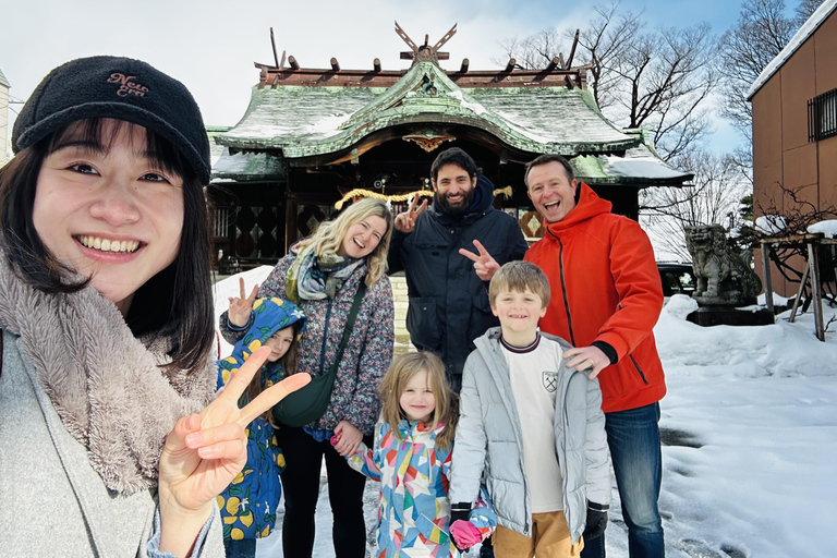 Kanazawa: Morning Geisha District Walk & Local Café