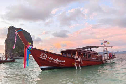 Amanecer en 4 islas Barco de lujo privado