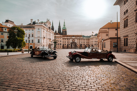 Prague: Old Town Private Vintage Car Tour Hodinovka