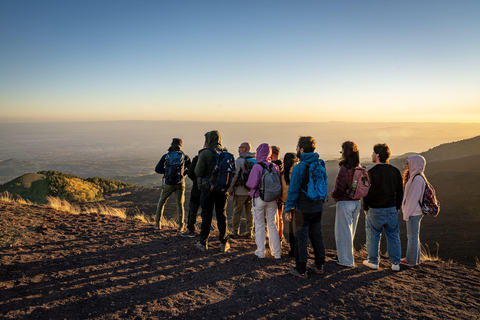 Catania: Excursión al atardecer en el Etna (Edición de Invierno Salida a las 11.30 h)