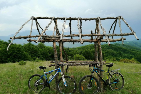 Skopje-Ohrid MTB Erlebnis: Unendliche Aussichten auf Mazedonien