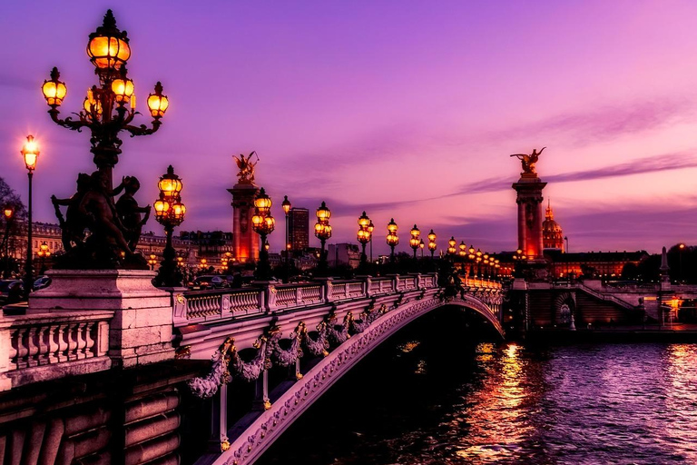 Paryż: Wycieczka piesza po mieście i rejs po Sekwanie