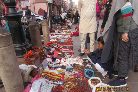 瓦拉纳西：晨光瓦拉纳西·阿提仪式晨间游船之旅瓦拉纳西：晨光瓦拉纳西晨间游船之旅，含阿提仪式