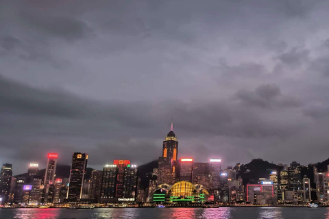 Crucero Nocturno por el Puerto Victoria de HK Ying's Journey