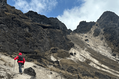 Quito: Hike to the Integral of Pichinchas