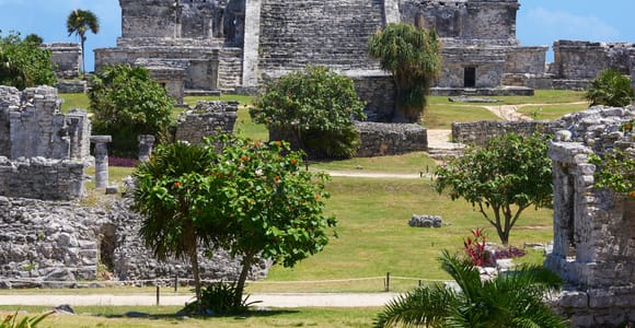 Exklusive 3-in-1 Tour nach Tulum, Cenote und Maya Dorf