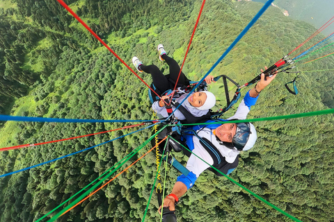 Trabzon: esperienza di parapendio in tandem a Uzungöl