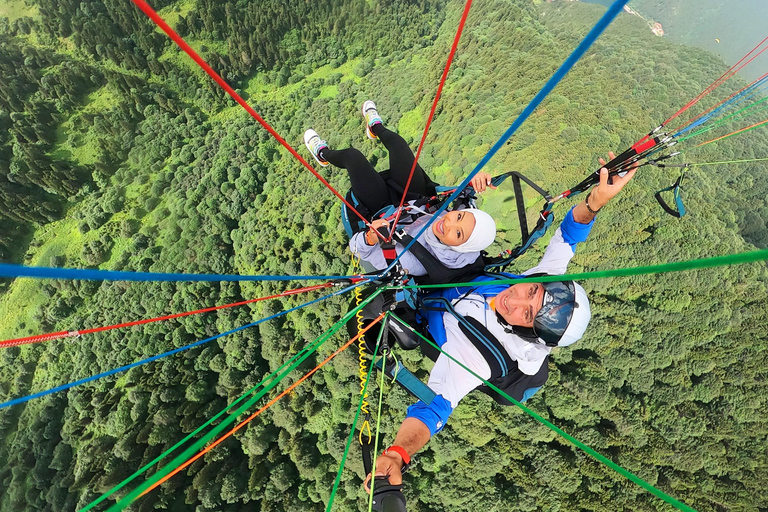 Trabzon: esperienza di parapendio in tandem a Uzungöl
