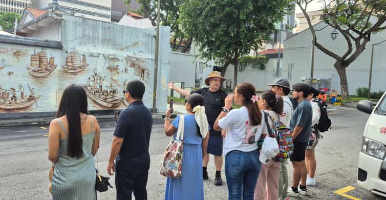 Singapore: Chinatown, Little India, Arab Street Walking Tour photo 2