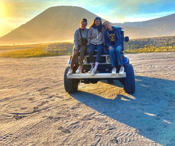 Vanuit Malang: Gedeelde Bromo Zonsopgang Tour met Ontbijt