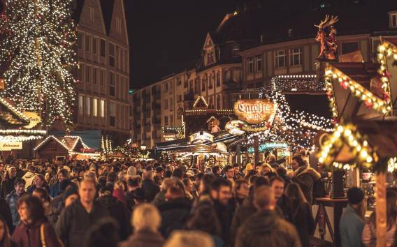 Von Amsterdam aus: Tagesausflug zum Düsseldorfer Weihnachtsmarkt