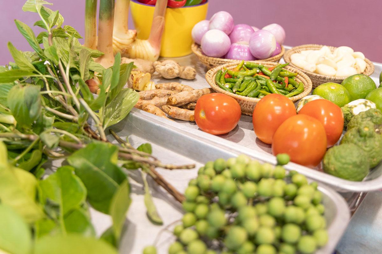 Phuket: Halbtägiger authentischer Thai-Kochkurs &amp; MarkttourMittagsunterricht (keine Markttour)