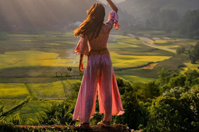 Ha Giang Loop 3 Days 2 Nights Full Packages| Max 9 People From Hanoi: Ha Giang Loop 3D2N - VIP Cabin Bus|Easy Rider