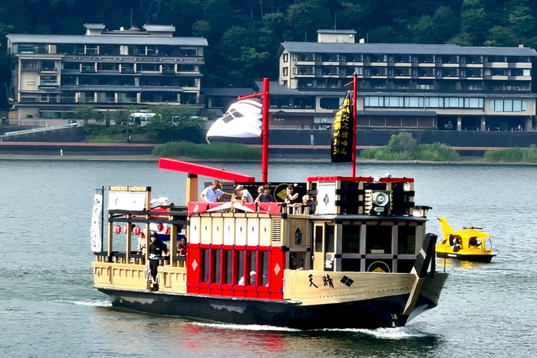 Tokyo: Monte Fuji, Pagoda Chureito, Lago Kawaguchi Tour in spagnolo