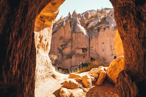 Cappadocia: Tour di un giorno con guida professionale in lingua inglese