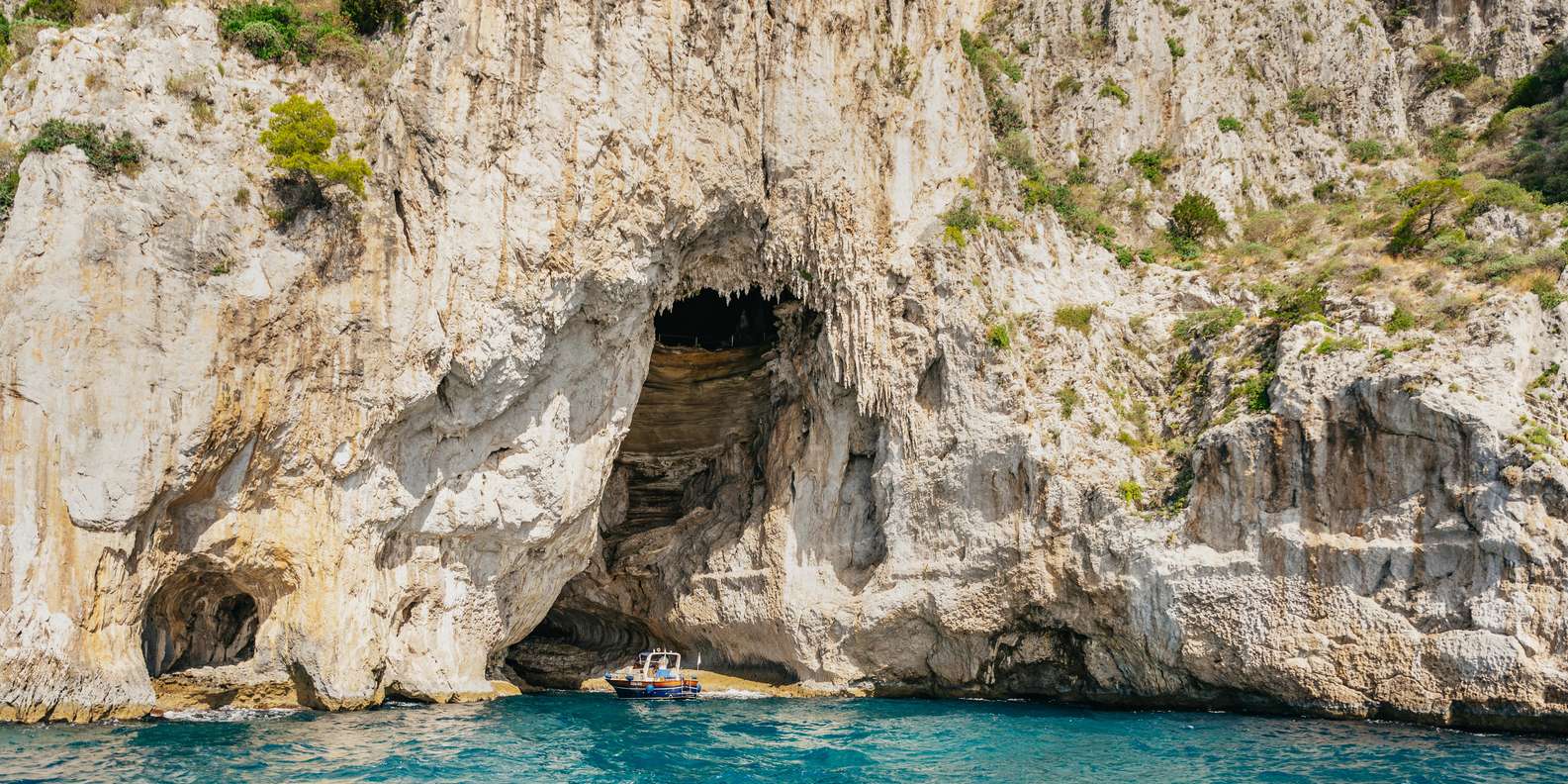 From Naples: Gulf of Naples & Capri Sightseeing Boat Tour — gallery image 10