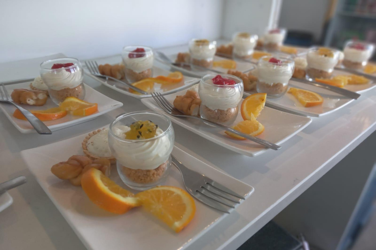 Hartbeespoort Dam: The Luxury Alba Boat Cruise with Food Hartebeespoort Dam: The Alba Lunch Boat Cruise with Food