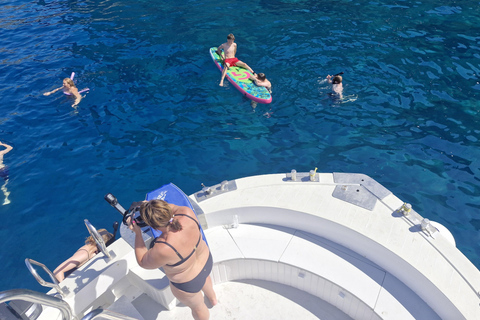 Puerto Rico, Grande Canarie : excursion en bateau, boissons, repas, paddle surf, plongée avec tuba.Profitez du paddle surf et de la plongée avec tuba dans les criques de Grande C