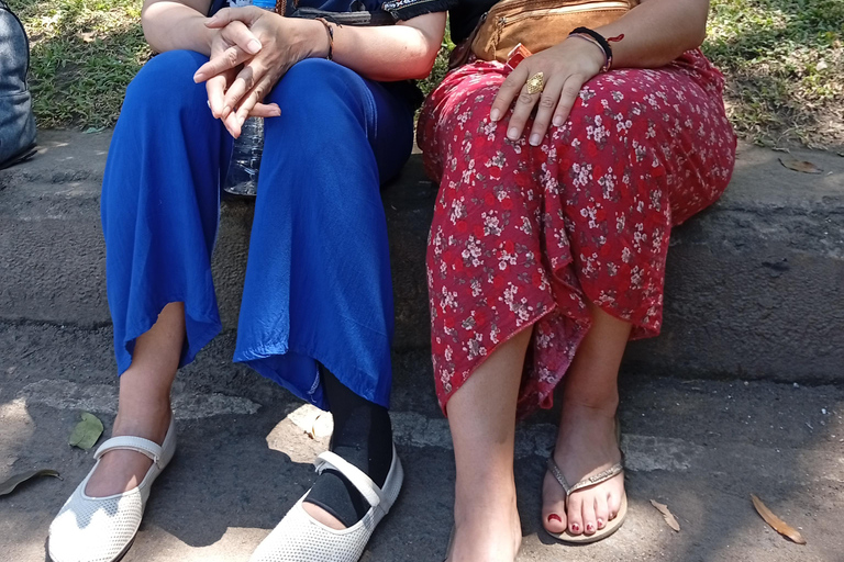 Kandy: Full-Day Tuk-Tuk Tour with Temples & Gardens by Local