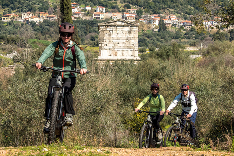 L&#039;ancienne Messénie : Excursion en E-Bike avec visite du monastère et pique-niqueMessène : Excursion en E-Bike avec visite d&#039;un monastère et pique-nique