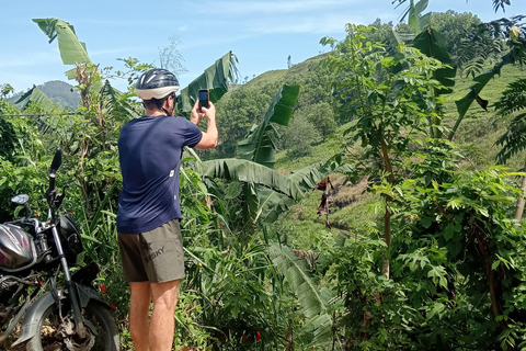 Ella, circuit à vélo dans la zone cyclable du Sri LankaElla, Sri Lanka - Circuit à vélo dans la zone cyclable