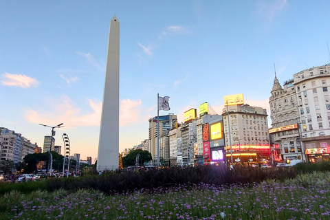 Buenos Aires: Sunset Walking Tour in Downtown Buenos Aires: Walking Tour at sunset in the center (in Portuguese)