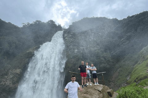 Medellín: Excursion to Salto del Buey, natural connection with waterfalls and canopy.