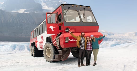 Columbia Icefield Adventure, 5 Iconic lakes & Glaciers Tour