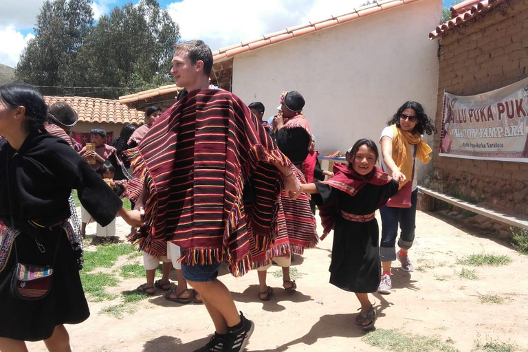 Tarabuco: Textile Market and Yampara Culture