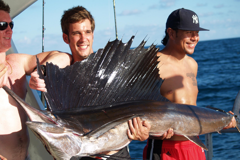 Miami: Deep-Sea Fishing and Sightseeing Boat Tour