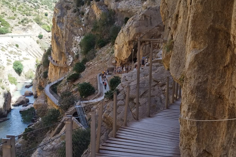 From Malaga: Caminito del Rey Sunset Tour with Transfer From Malaga: Caminito del Rey Sunset Tour with Transfer