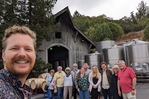 Sonoma Valley: Guided Winery Tour with Picnic Lunch